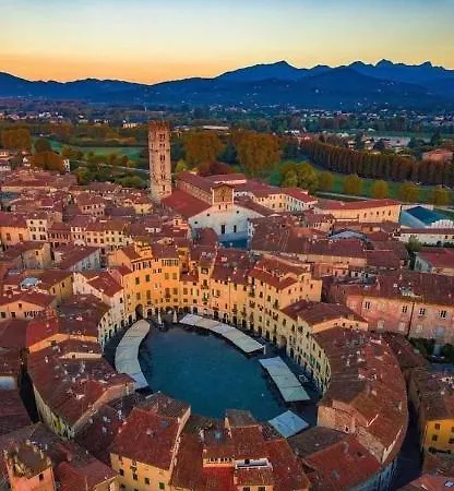Casa Luba Lucca